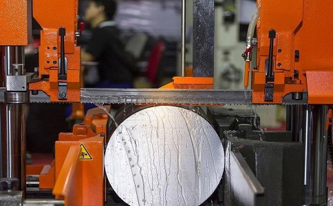 望谟立式金属带锯床切削出现跑带故障解决方法! 望谟立式金属带锯床切削出现跑带故障解决方法!